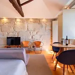 Lovelystay - Dirk - Almada 4º F * Oporto