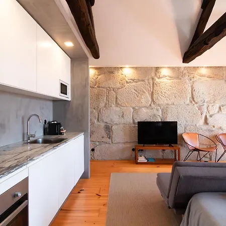 Lovelystay - Dirk - Almada 4º F Appartement Oporto