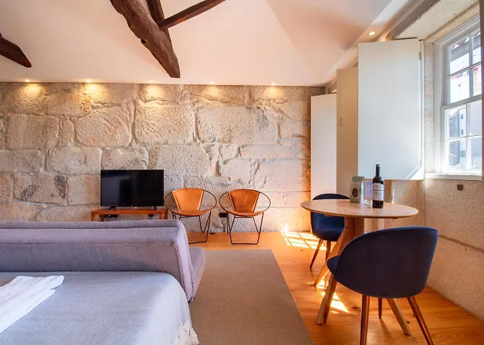 Lovelystay - Dirk - Almada 4º F * Porto