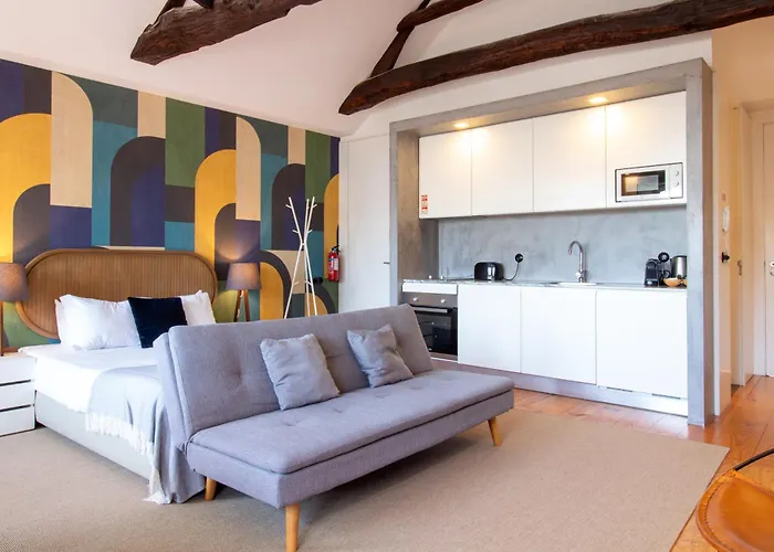 Lovelystay - Dirk - Almada 4º F Apartamento