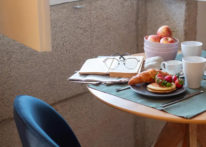 Lovelystay - Dirk - Almada 4º F Apartamento