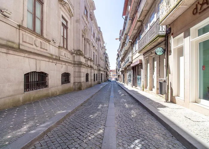 Lovelystay - Dirk - Almada 4º F *