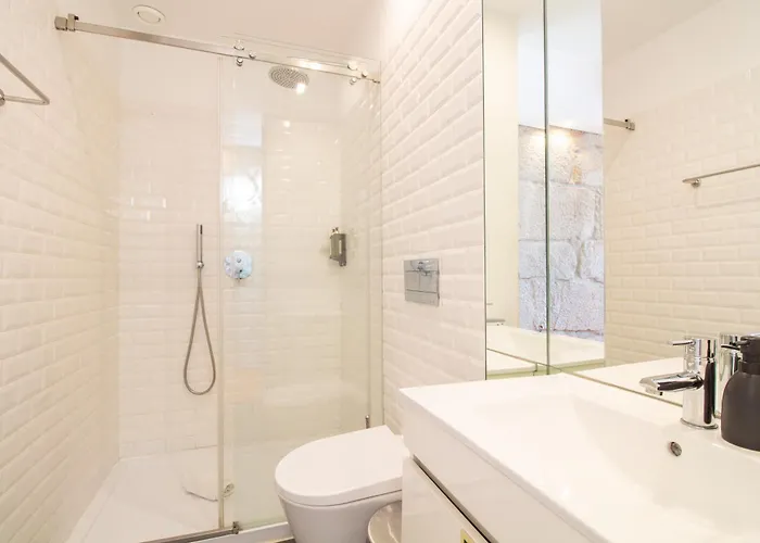 Lovelystay - Dirk - Almada 4º F *