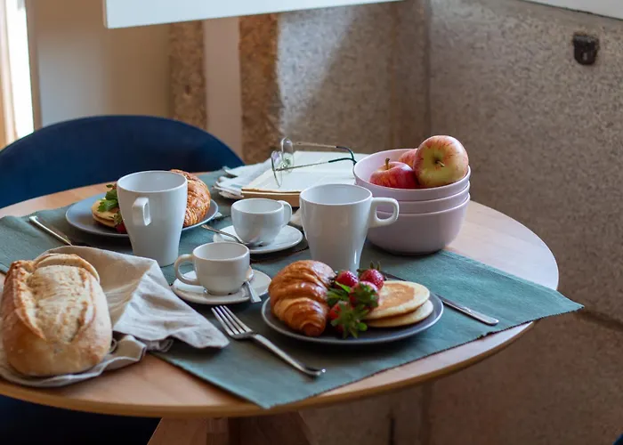 Lovelystay - Dirk - Almada 4º F