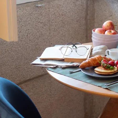 Lovelystay - Dirk - Almada 4º F Апартаменты